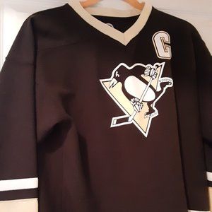 NHL Licensed Penguin Crosby Youth XL